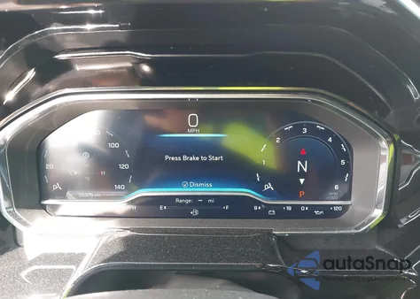 2022 Chevrolet Silverado 1500 4Wd Short Bed Rst from USA, damaged, VIN 3GCUDEED4NG557379